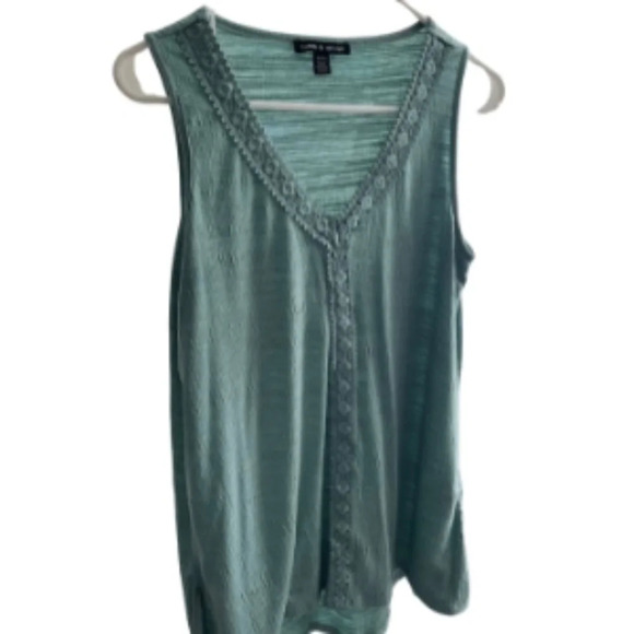 Cable & Gauge Tank Top Sage Green with V-Neck EUC - Picture 5 of 6